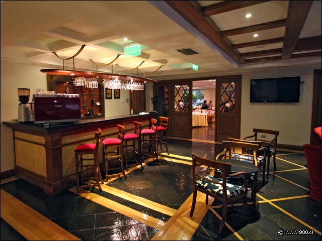 Bar del hotel Bobnaparte - Bonaparte