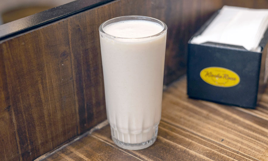 El vaso de leche con pltano - Kiosko Roca - Santiago Centro