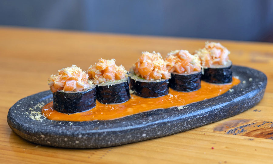 Futomaki ventresca salmn (omakase) - Sushi Nikkei 17 (SNK17)