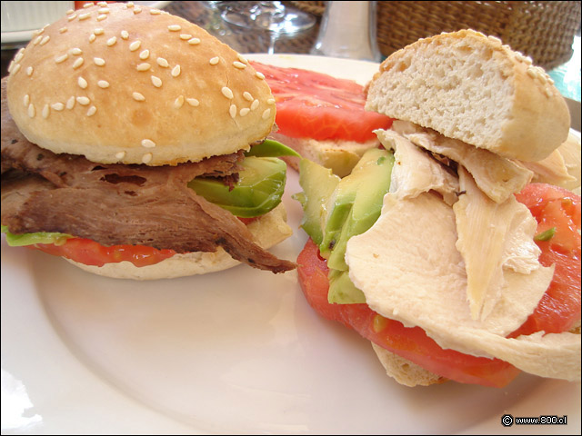 Sandwich de Roast Beef y Pavo - Le Fournil (El Mao)