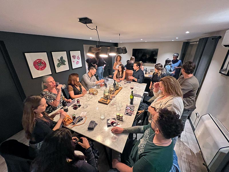 Tertulia al final de la cena