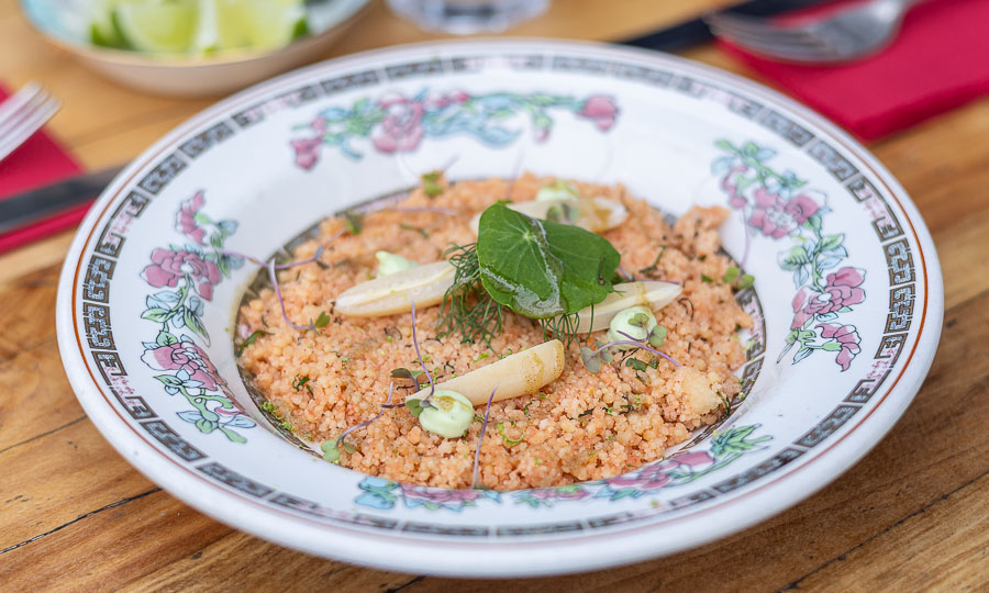 El almuerzo con el cordero Victoriense como protagonista