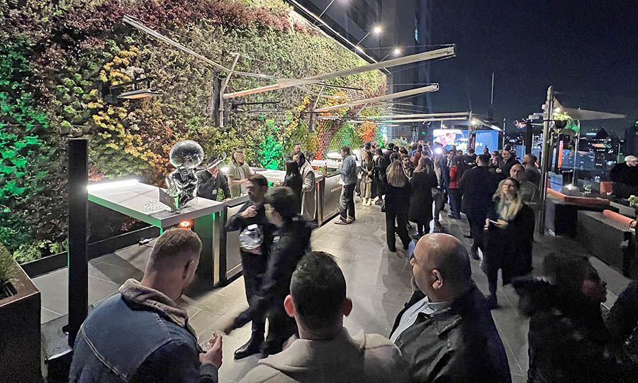 Luna Bar, el escenario del concurso de coctelera ms importante de Chile