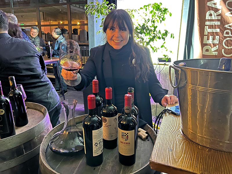 Un registro fotogr�fico de la Barra Premium de Colchagua en el MUT