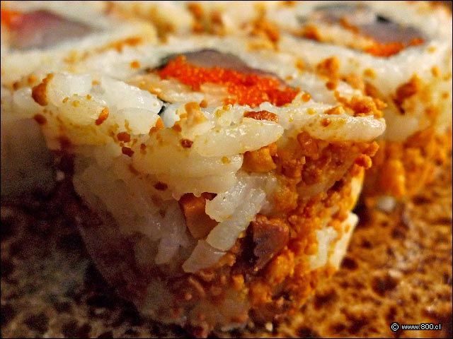Detallle de encostrado de almendras - Sushi Matsu