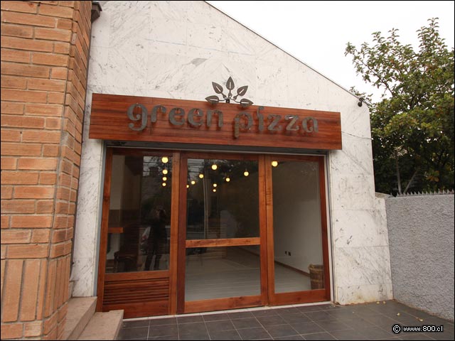 Entrada a Green Pizza - Green Pizza - La Dehesa