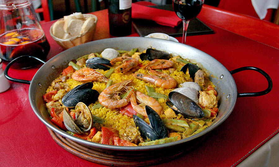 La famosa Paella de Mariscos de Cristobal