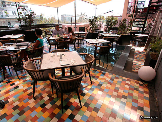 Vista al saln comedor comedor en restaurante Terraza K - Terraza K (de Luciano K)