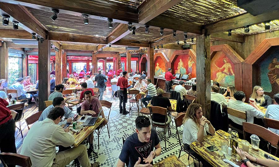 Fotos del restaurante y pizzera Tiramis en Isidora