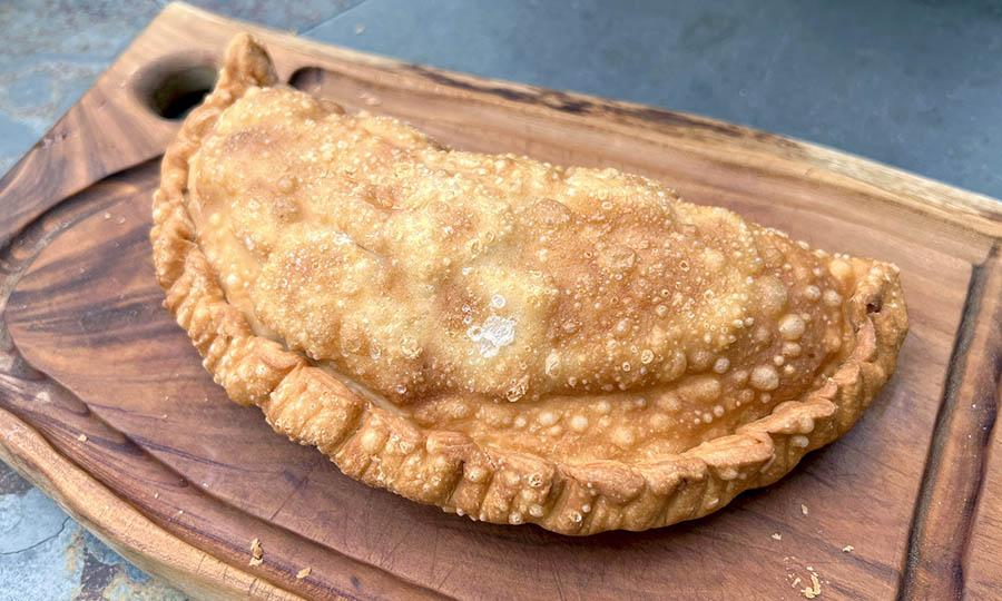 Bien esta empanada frita de camarn queso