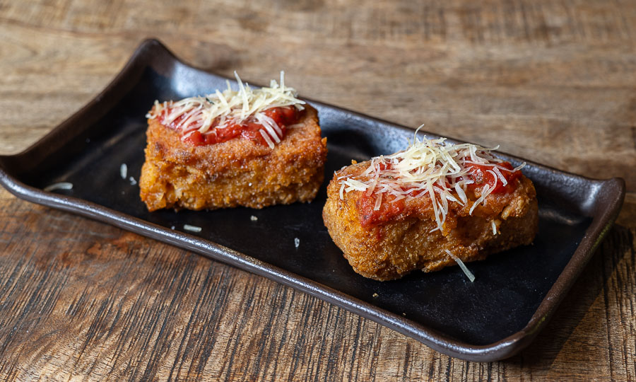 Cubo de Pasta frita al pomodoro - Pizzario - MUT