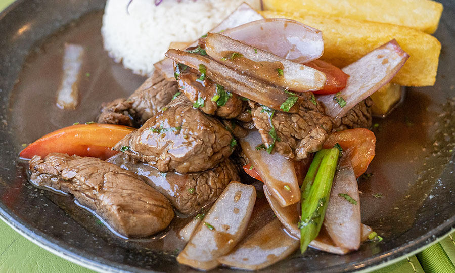 Clsico Lomo saltado peruano - Lima Limn - La Reina