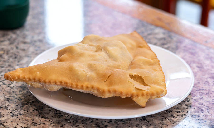 Empanada frita de camarn queso - Fuente Suiza