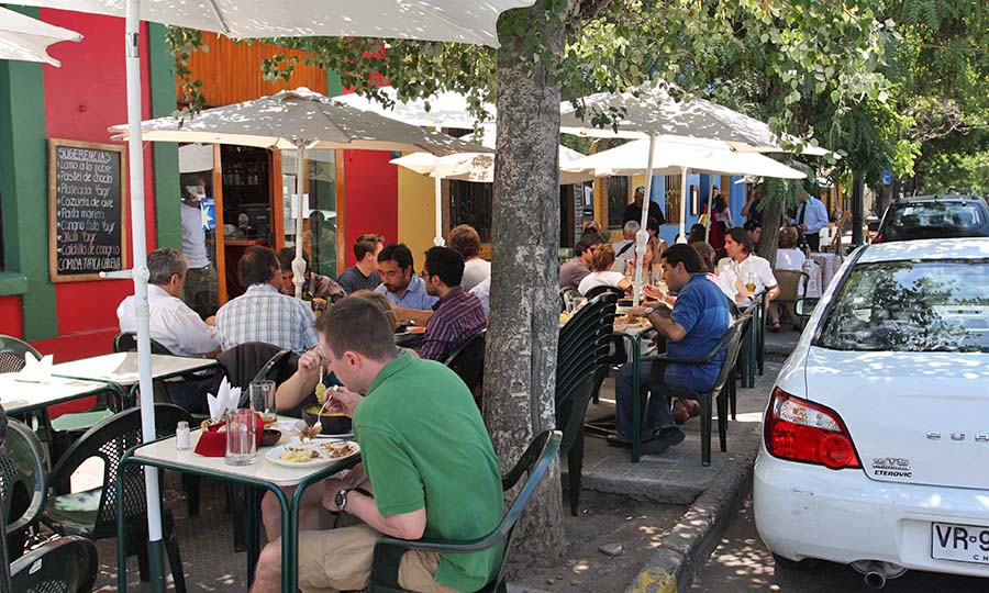 Terraza del restaurante Galindo en Bellavista