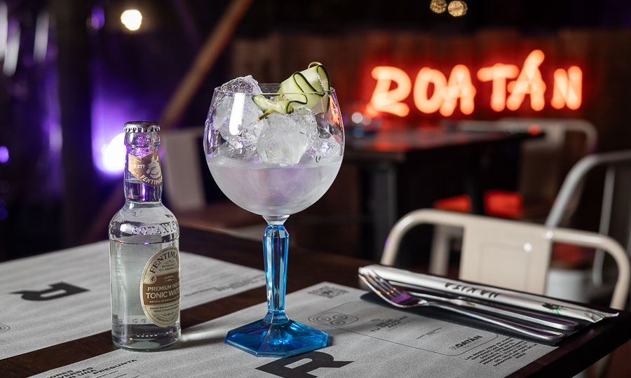 Un tradicional y perfecto Gin Tonic