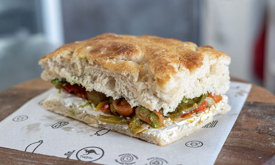 Sndwich vegetariano en focaccia