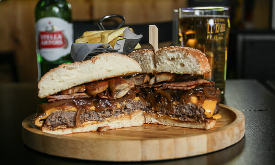 Casera Burger caramelizada - Bar el 11