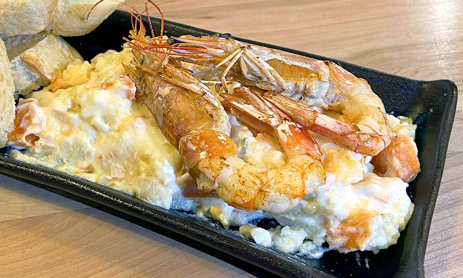 Ensaladilla rusa con langostinos al punto - El Valenciano - MUT