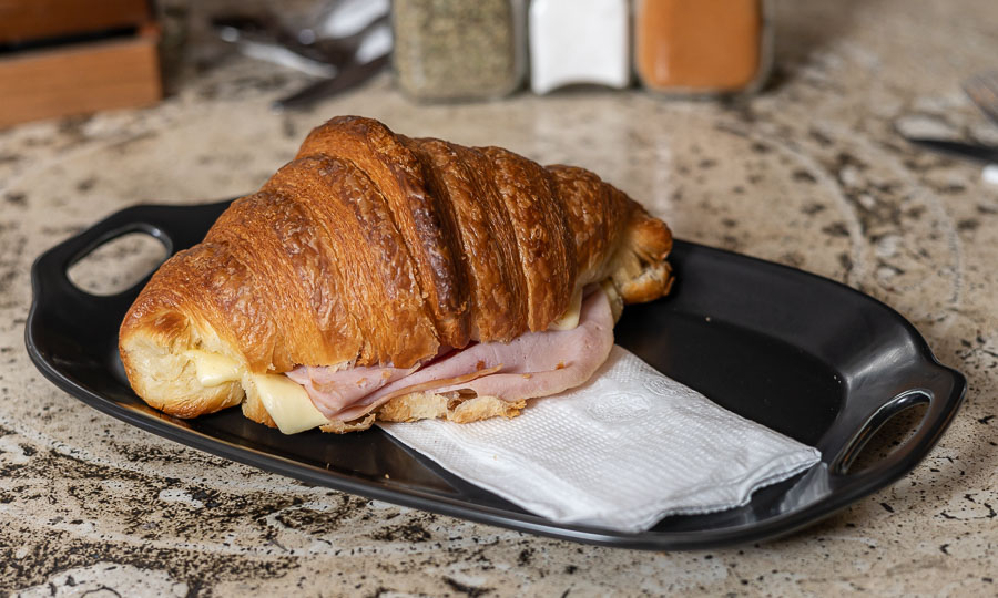 Delicioso Croissant jamn queso