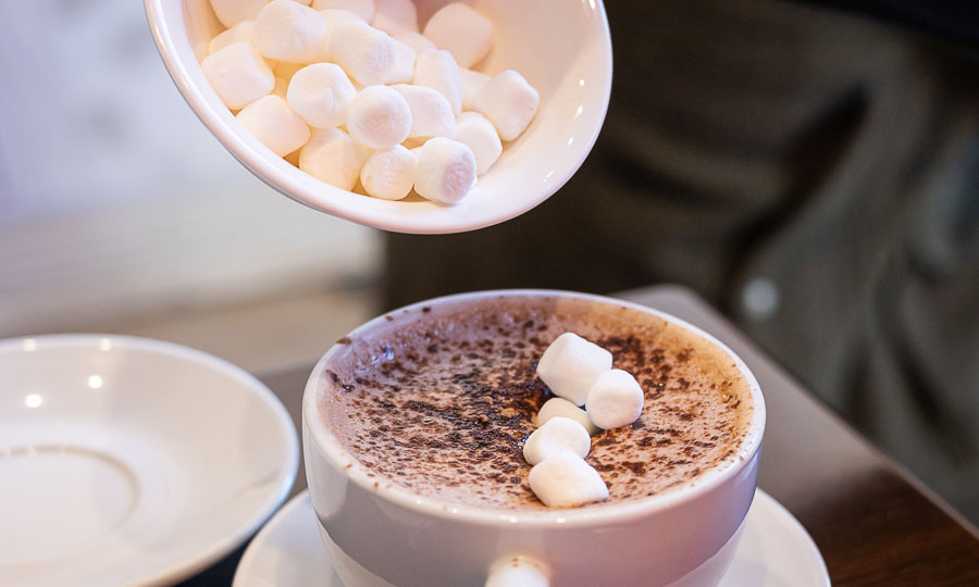 Adictivo chocolate calientes con Marshmallows - Cafetera Waddington