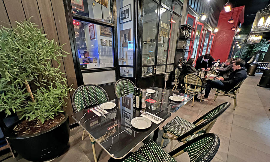 Las terrazas contiguas al restaurante Carmine