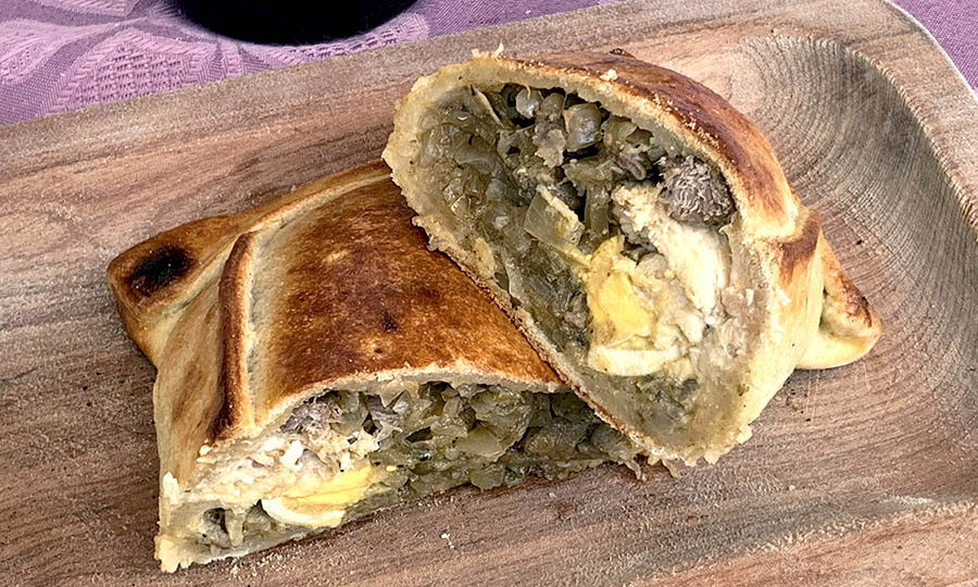 La espectacular empanada de pino chilena de La Bodeguita de Muoz