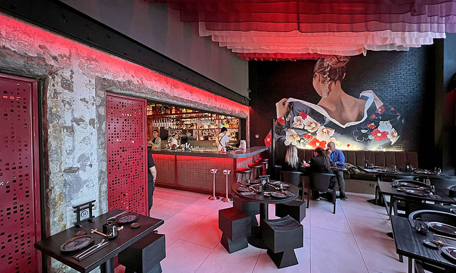 El sal�n inicial de KATO - KATO Tasty Caos