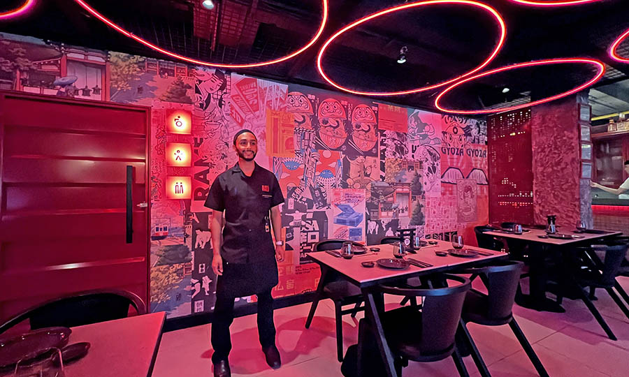 El salón interior de KATO