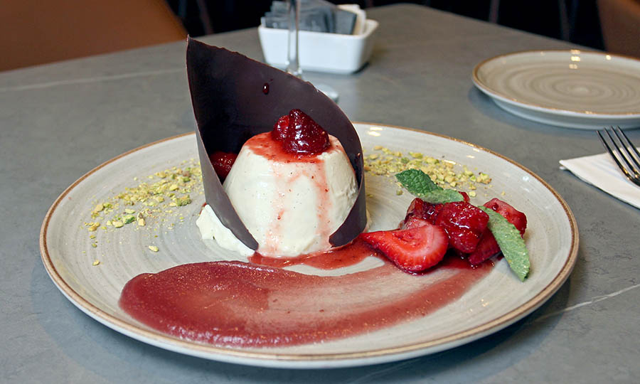 Panacotta salsa de frutilla