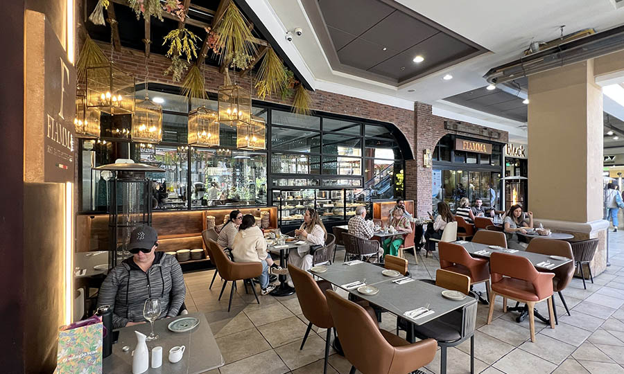 Terraza lateral de Fiamma