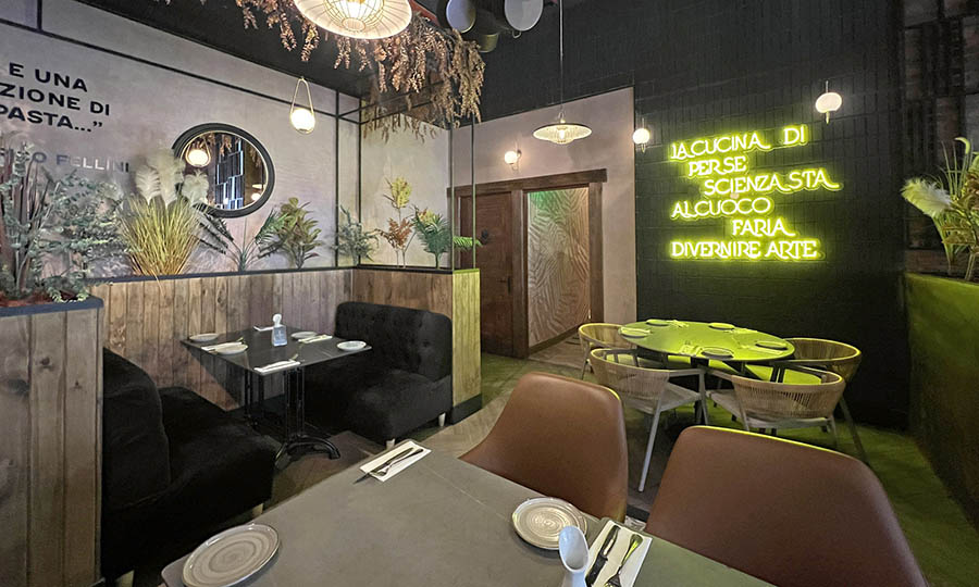 El comedor interior de Fiamma Ristorante - Fiamma