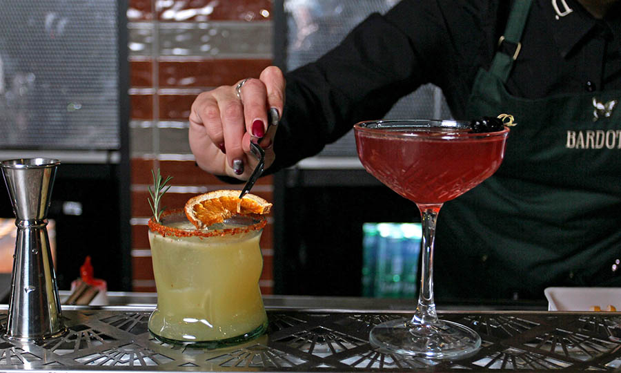 Cocteles y coctelería de autor en Bardot