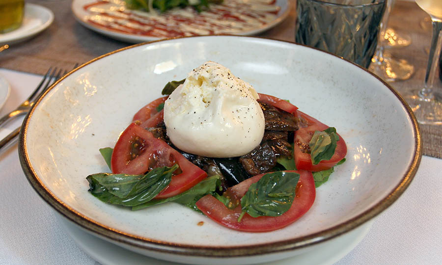 Burrata caprese de capri - Fechor�a - Hotel icon