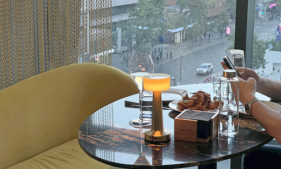 Detalles de The Loft Bar en el MUT - The Loft Santiago