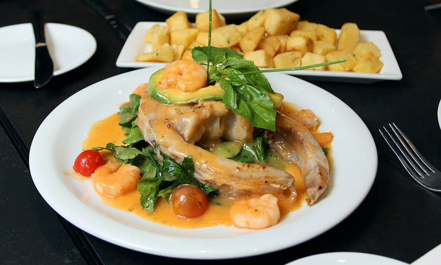 Glorioso Congrio al estilo Due Torri