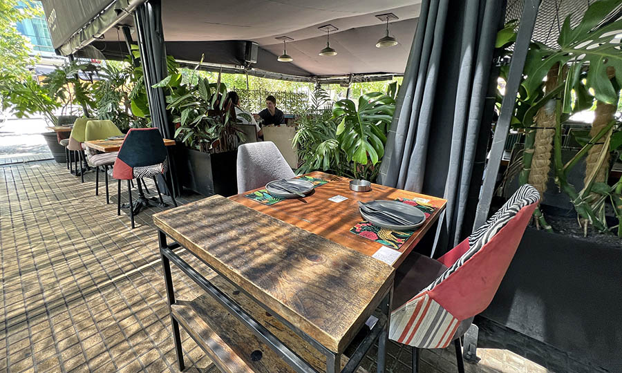 La terraza inicial de Oporto Salvaje - Oporto Salvaje