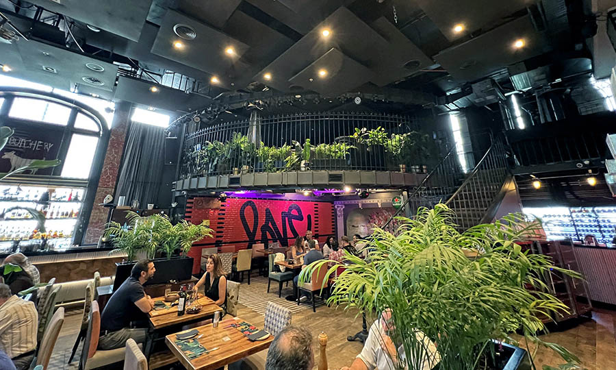 El sal�n central Oporto Salvaje - Oporto Salvaje