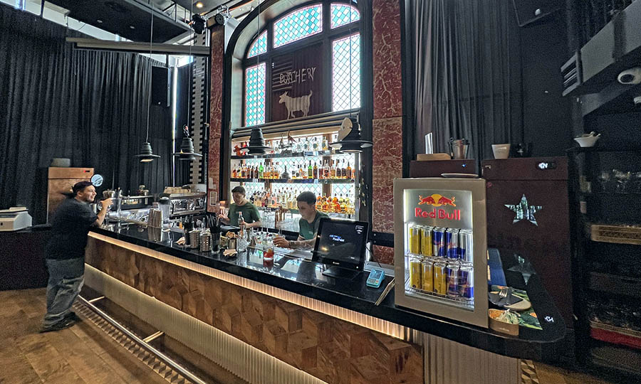 La barra de Oporto Salvaje - Oporto Salvaje