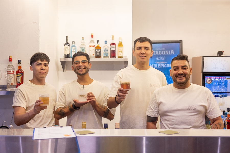 Equipo de Barra en Siesta