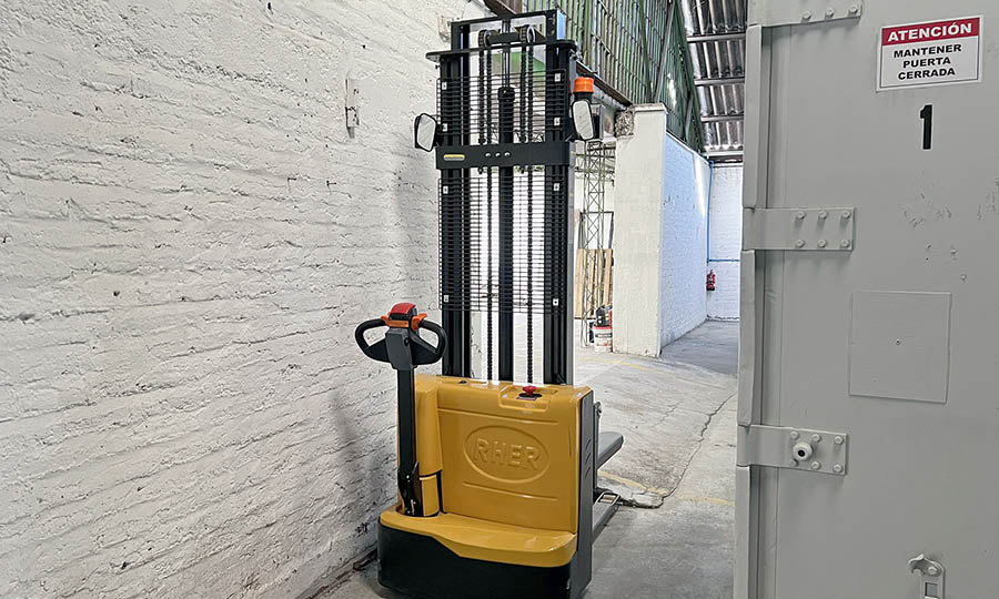  - Instalaciones de las bodegas de fr�o de Vanella Ice
