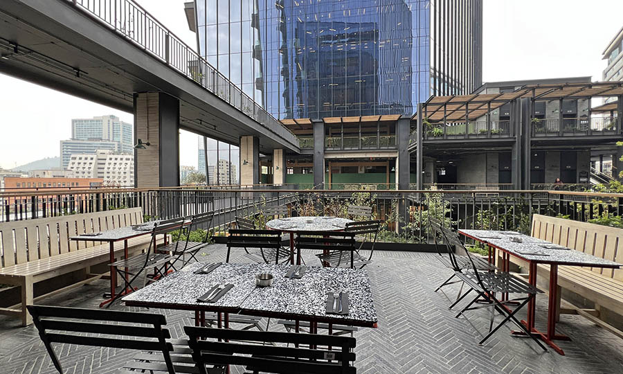 La terraza de Ambrosa MUT