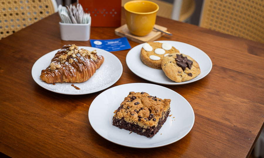 Bollera y galletera de fabricacin propia en Bourbon Coffee - Bourbon Coffee