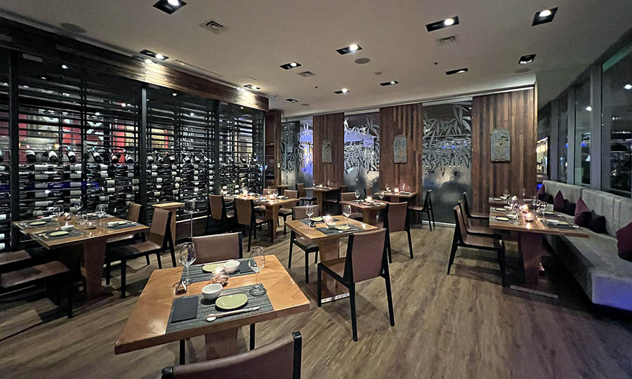 Las mesas del restaurante Shinsei que se puede usar