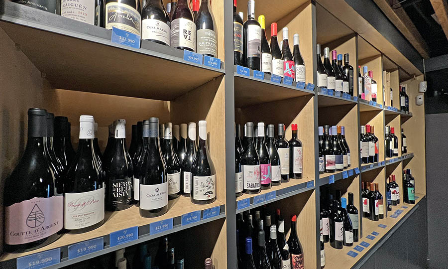 El emporio de vinos y quesos de Les Dix Vins