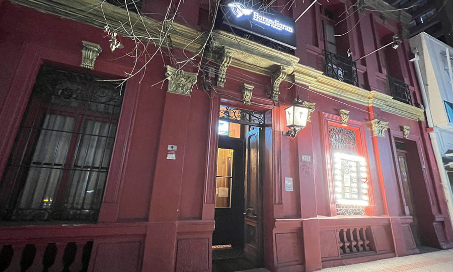 Fachada del restaurante Barandiaran en Manuel Montt