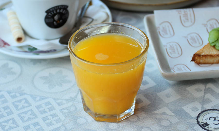 El Brunch A�ai de El Taller: Jugo de naranja
