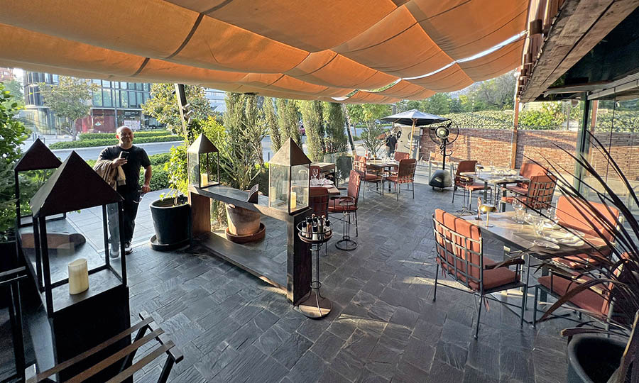 La terraza de Rubaiyat