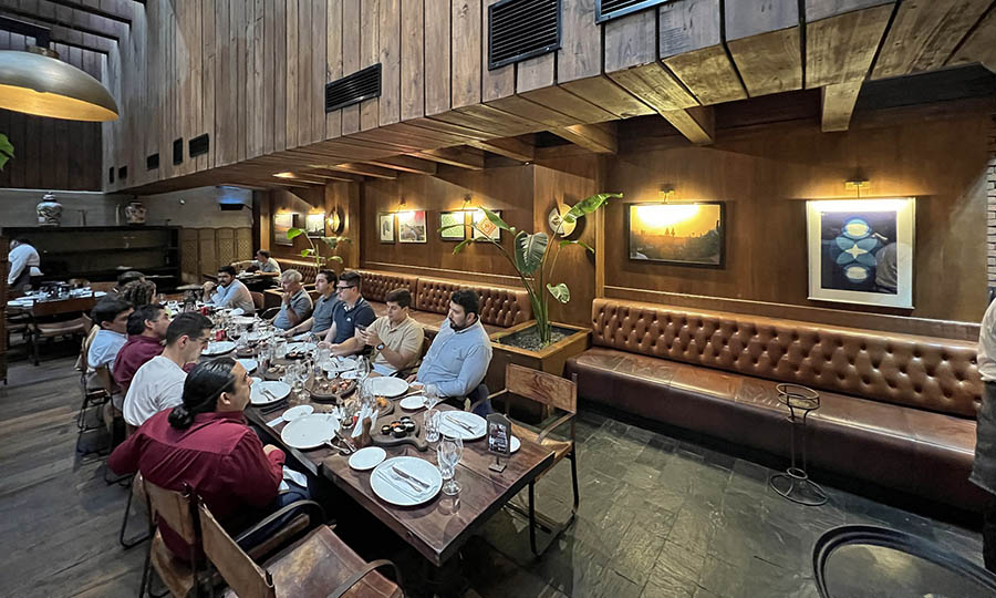 El gran sal�n de Rubaiyat Chile