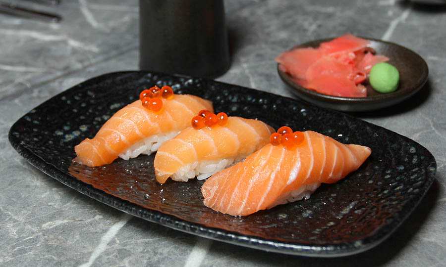 Niguiri de salm�n - KATO Tasty Caos