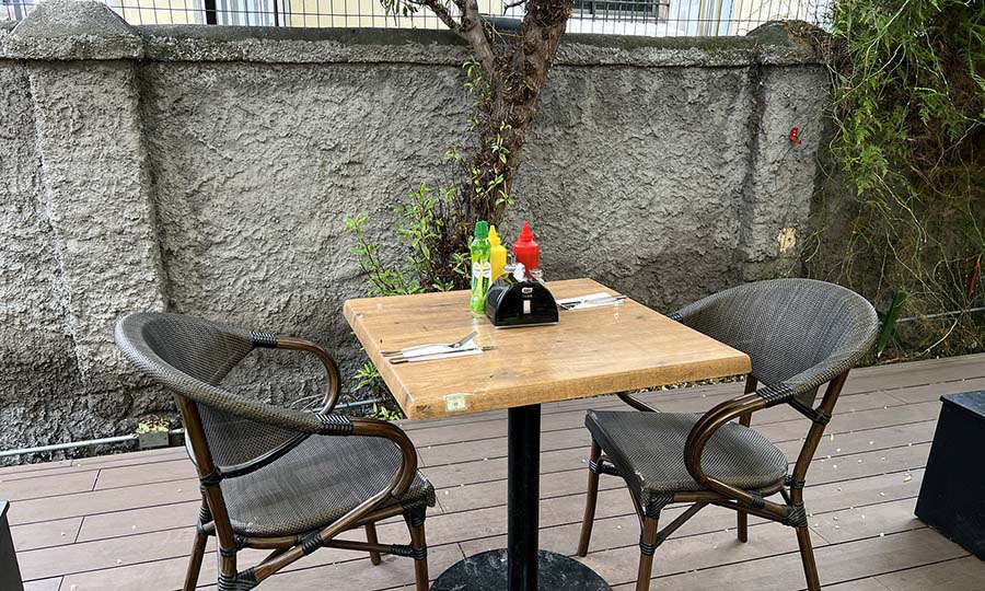 La terraza de La Predilecta Fuente de Soda
